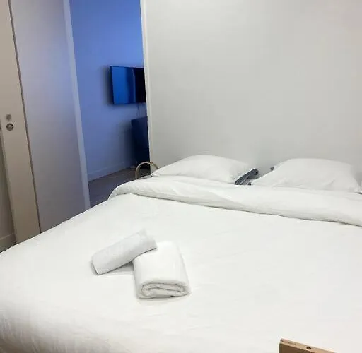 Modern Parisian Flat In Montparnasse Area Apartamento