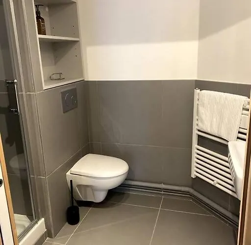 Modern Parisian Flat In Montparnasse Area * París